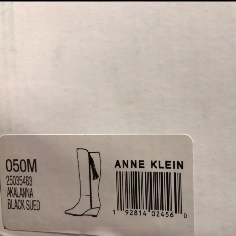 Anne Klein Women’s Alanna Black Knee High Boots, Size 5 M.